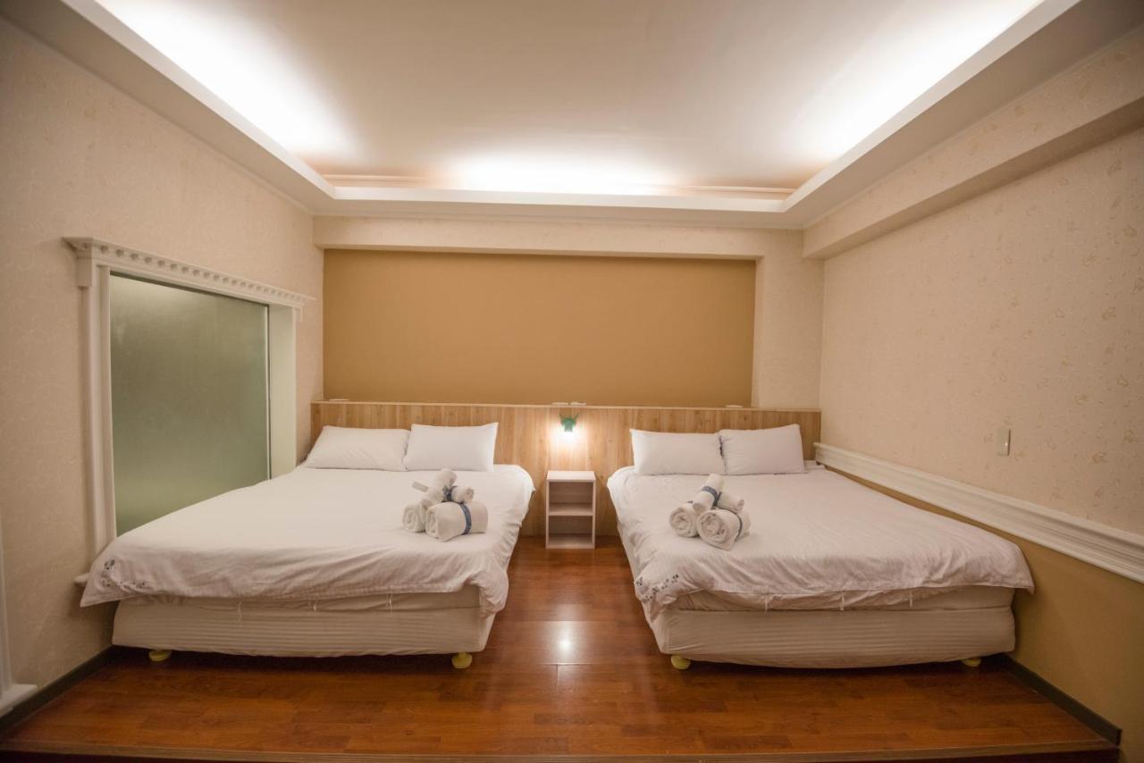 Kaohsiung Time'S Hotel Exterior photo